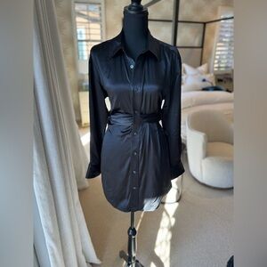 Alexander Wang
draped satin shirt dress